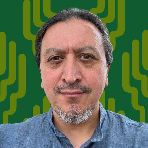 E. Roberto Orellana