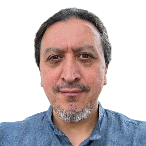 E. Roberto Orellana
